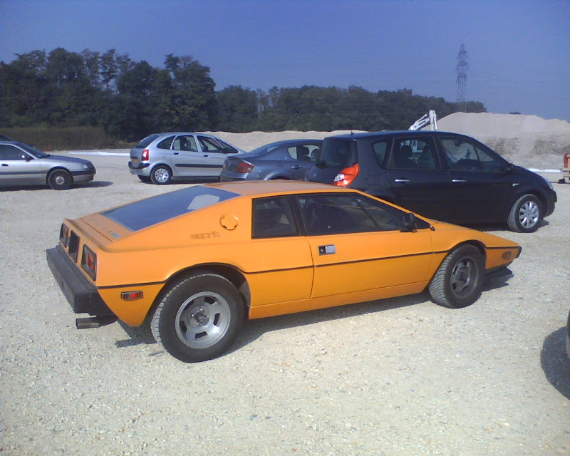 Lotus%20Esprit%20%283%29.jpg?imgmax=800